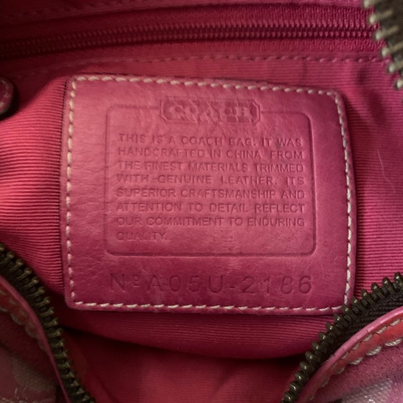 Coach purse - Picture 4 of 4